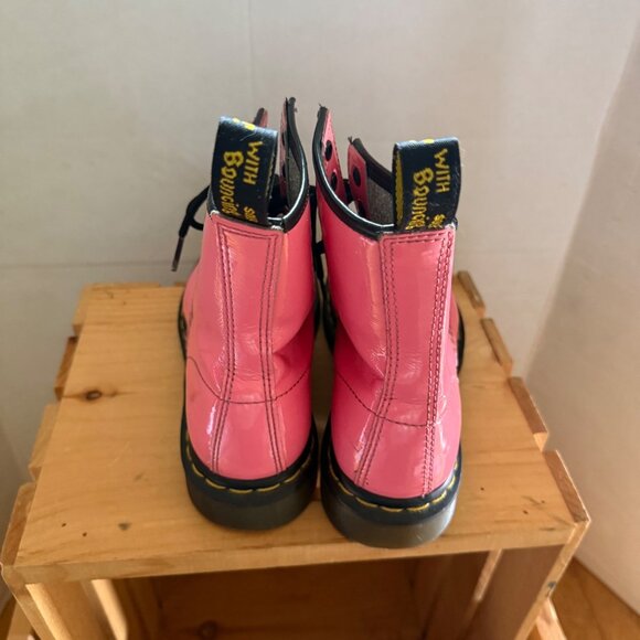 Dr. Martens Womens Size 7 Pink Patent Leather 1460 Lace-Up Ankle Combat Boots - Picture 3 of 16